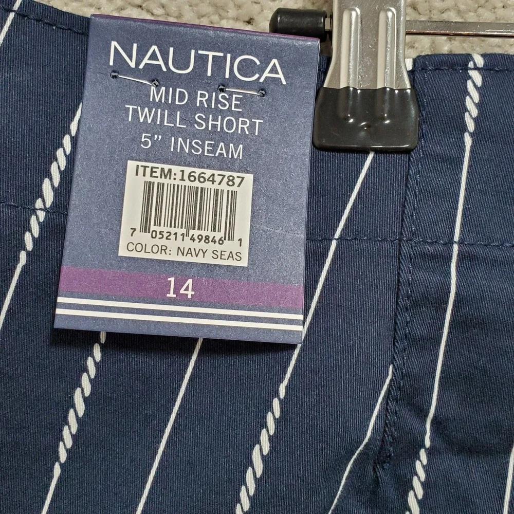 Nautica Shorts Women's 14 Navy Blue Mid Rise Twill Striped Lined Chino‎ Nautical